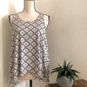 FOREVER 21 High Low Tank Top